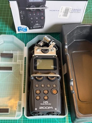Zoom H5 4-Track Portable DIgital Recorder - Image 1 of 4
