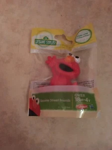 "Figura Playskool de 3"" Sesame Street Friends Elmo" - Imagen 1 de 2
