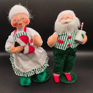 Annalee 2006  9” Santa & Mrs. Claus w/Slippers & Mug Hot Cocoa Candy Canes - Picture 1 of 20