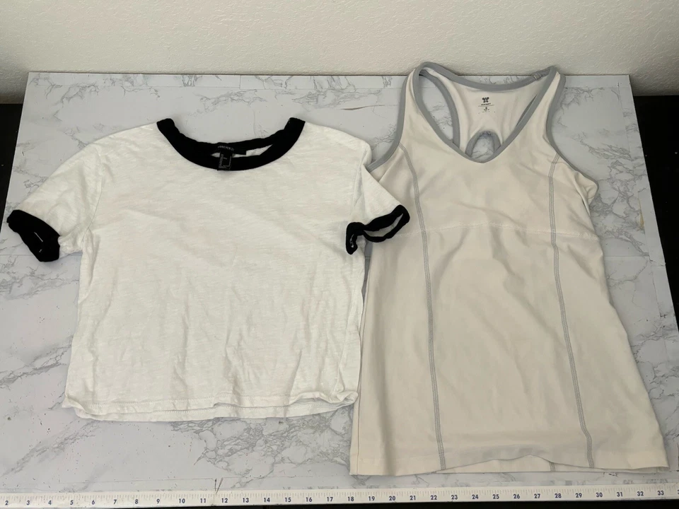 Lote de 2 camisas pulôver de treino Old Navy Active Forever 21 blusas femininas C - Imagem 1 de 4