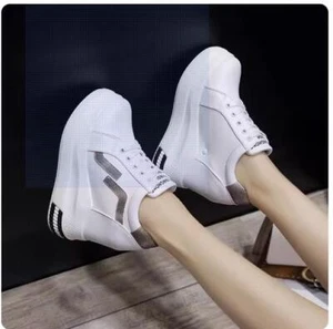 Scarpe per donna con zeppa interno 10cm lacci casual sport ginnastica da 34 a 39 - Foto 1 di 8