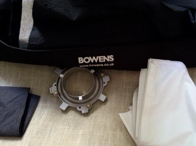 S Adapter & Speedring + DAMAGED/USABLE (D) Bowens 80x100cm Softbox 2 diffusers - Image 1 of 4