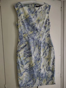 FRENCH CONNECTION PATTERNED DRESS WITH POCKETS - SIZE UK 12 (EURO 40) - Picture 1 of 8