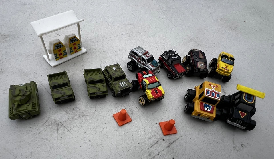 Vintage Lot of 14 Military Tank Trucks Micro Machines Monster Trucks Diecast Toy - Image 1 of 4