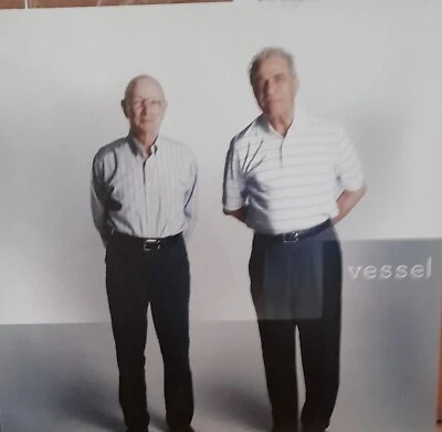 twentyonepilots* ‎– Vessel 075678673542 Limited Edition, Clear VINYL - Image 1 of 2