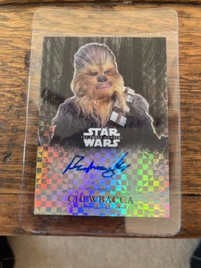 Star Wars Topps Refractor Peter Mayhew Chewbacca Autograph Rare 11 of 25 - Picture 1 of 2