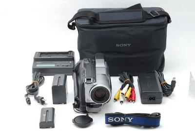 [Near MINT w/Bag] Sony DCR-TRV310 Digital8 Hi8 Video8 Handycam Camcorder JAPAN - Image 1 of 4