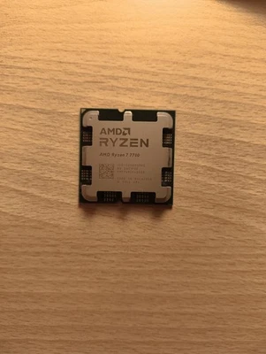 AMD CPU Ryzen 7 7700, 8 core, socket AM5 - Immagine 1 di 2