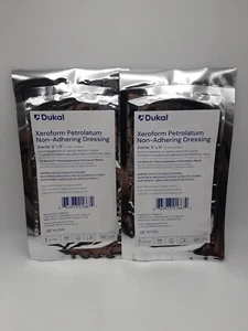 (2) Dukal 213 Xeroform Petrolatum nicht haftende Verbände 5" x 9" steril - Bild 1 von 2