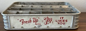 Vintage 7up 24 Flaschen Metall Transportkiste. La Grande, Oregon. Es mag dich. - Bild 1 von 14