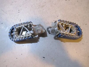 KTM 640 LC4 Adventure CJ Designs Footrest Pegs Left Right 2001 - Picture 1 of 7