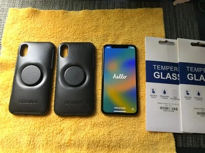 Apple iPhone X 256 GB Unlocked  New Screen New Battery 2 extra Cases No face ID - Image 1 of 4