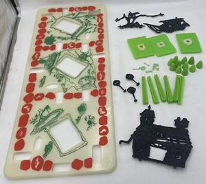 Vintage Green Ghost Board Game & Pieces Lot USED FREE SHIPPING - Picture 1 of 7