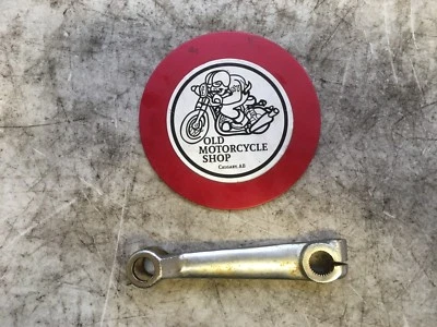 1979 YAMAHA MX100 REAR DRUM BRAKE ARM OEM — 第 1/4 张图片