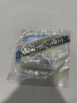 New GM 25641038 1997-2004 Buick Park Avenue Rear Quarter Emblem Name Plate  - Image 1 of 3