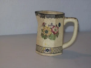 VINTAGE JAPANESE CREAMER WITH A LOT OF CRAZING - Picture 1 of 4