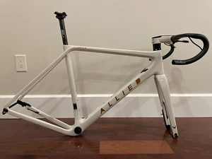 2024/25 Allied Echo Frameset Brand New Unridden Integrated Bar And Stem Small 53 - Picture 1 of 16