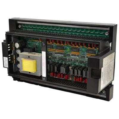 IC692MAA541C General Electric 120VAC I/O Base w/PS Series 90-20  --SA - Image 1 of 2