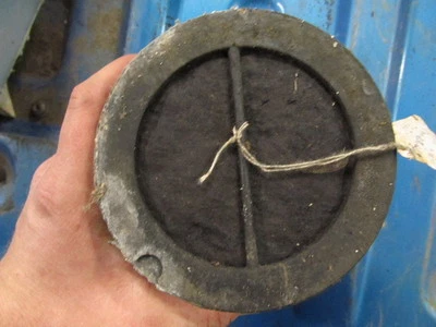 1975 Cadillac Eldorado 500 CI Vacuum Vapor Canister - Image 1 of 4