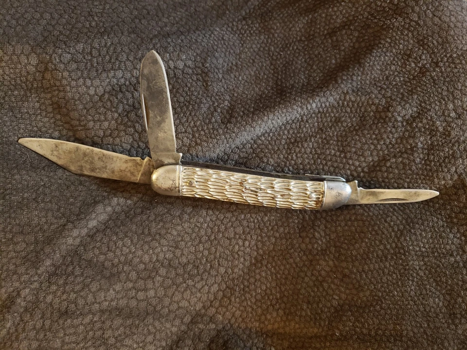 Navaja de bolsillo Imperial vintage de tres hojas de acero inoxidable de 3,5 pulgadas de largo  Foto 1 de 4