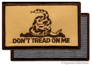 PARCHE DE BANDERA NO TREAD ON ME GADSDEN CAMUFLAJE AMERICANO BRONCEADO con sujetador de marca VELCRO® - Imagen 1 de 1