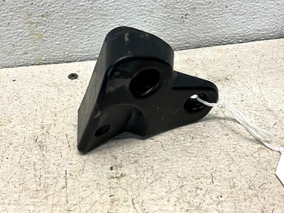 12-19 LAND ROVER RANGE ROVER EVOQUE REAR LEFT BUMPER STOP BRACKET INNER, LOT039 Foto 1 de 4