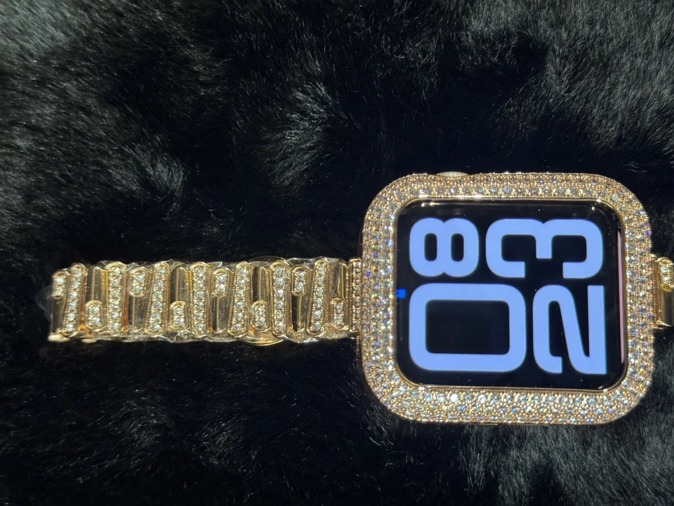 Avu Le Vu For Apple Watch Series 10 46MM Band, Bezel Zircon Crystal Rose Gold - Image 1 of 4