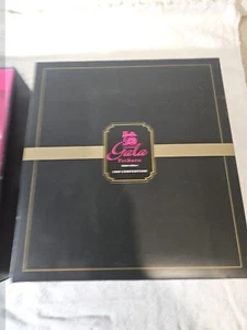 50th Anniversary Gala Tribute Barbie Giftset 2009 Convention NRFB Signed - Picture 1 of 4