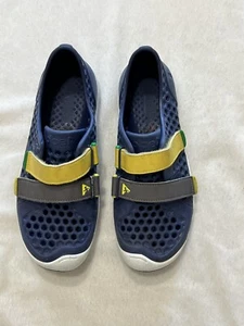 Plae Navy Kids Shoes Size 3 - Picture 1 of 5