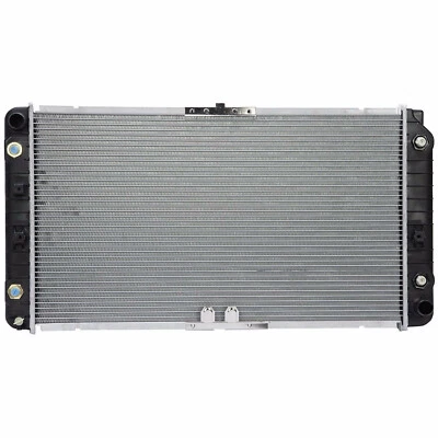 Radiator For Cadillac Commercial Chassis Fleetwood Caprice Impala 4.3 5.7 V8 - Imagem 1 de 4