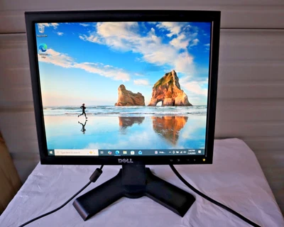 Dell P170St 17" 1280 x 1024 VGA DVI Speaker 4-USB LCD Monitor w/Stand and Cables - Image 1 of 4