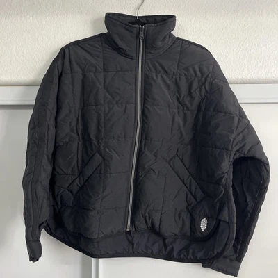 Free People FP MOVEMENT x Hatch Pippa 可打包 Puffer 夹克黑色 XS 码 — 第 1/4 张图片
