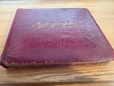 Antique Autograph Book 1913 Contains   Verses, Painted Drawings - Image 1 of 4