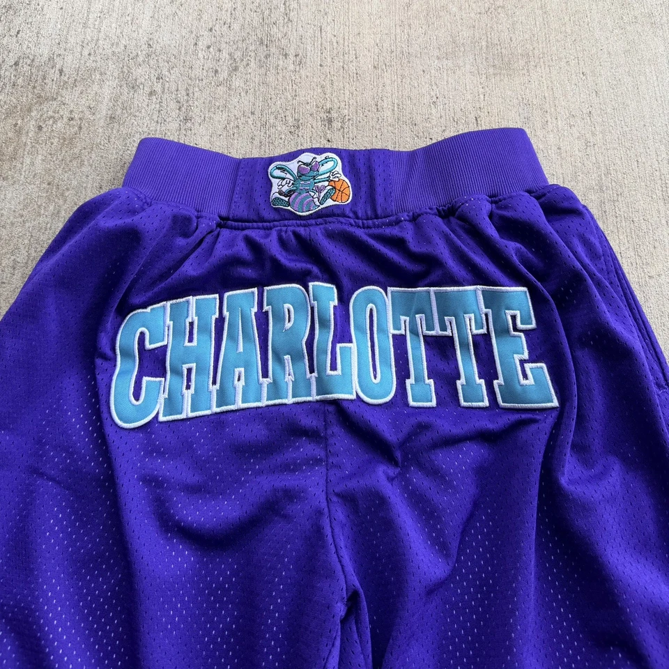 Pantalones Cortos Charlotte Hornets Just Don Para Hombre Grandes Púrpura NBA Baloncesto Hechos en EE. UU. Foto 1 de 4