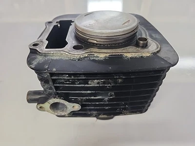 1999 Suzuki King Quad 300 4x4 Cylinder and Wiseco Piston Foto 1 de 4