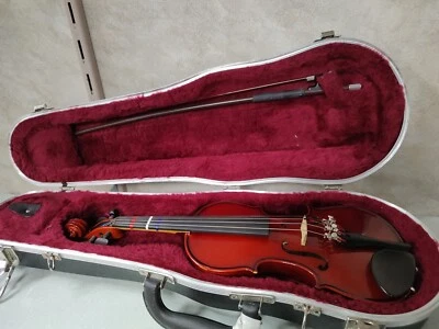 Glaesel Shop Adjusted V1201EE Child's Violin 1/8, 2002 H0179 w/Hard Shell Case - Image 1 of 4