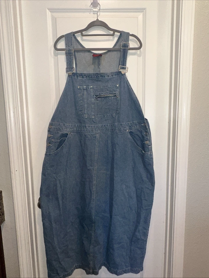 Macacão Venezia Jeans Feminino Saia Carpinteiro 22/24 Vintage Y2K Grunge - Imagem 1 de 4