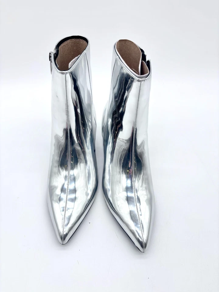 Botín para mujer Marc Fisher Gismo plateado metálico talla 6,5 M Foto 1 de 4