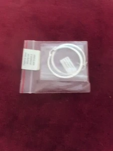Silver 925 Hoop Earings BNWT Sealed - Picture 1 of 3