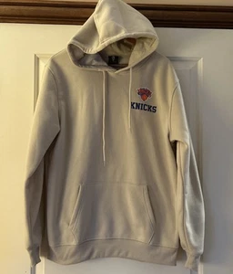 NWOT New York Knicks Sweatshirt Mens Sz. Medium Hoodie - Picture 1 of 12
