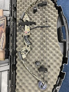 youth compound bow package - Picture 1 of 7