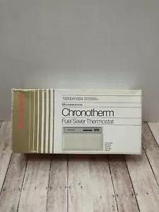 Honeywell T8200A1004Microelectronic Chronotherm Thermostat - Picture 1 of 13