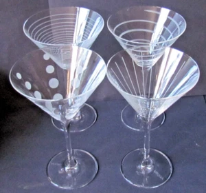 MIKASA CHEERS SET OF FOUR MARTINI COCKTAIL GLASSES (10081) - Picture 1 of 6