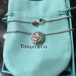 Tiffany & Co Silver Alphabet Letter C Clinique Circle Necklace 16" - Picture 1 of 9