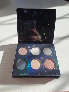 M&S Beauty Eyeshadow Palette Party Festive Sparkle Browns Neutrals - Picture 1 of 4