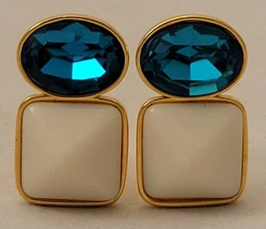 Yves Saint Laurent Ohrringe Blau Kristall & Weiß Pyramide Glas Gripoix Goldfarben - Bild 1 von 5