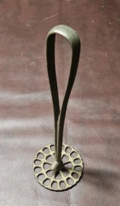 Vintage 1920'S Cast Metal Potato Mashing Tool 9" Long 3" Dia - Picture 1 of 7