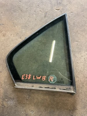 Cuarto de cristal puerta ventana ventilación trasera derecha bmw e38 740iL 95-01 51348168126 G1 Foto 1 de 4