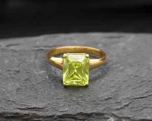 3.00 Ct Emerald Natural Peridot & Diamond Wedding Ring 14K Yellow Gold Plated 6 - Picture 1 of 8