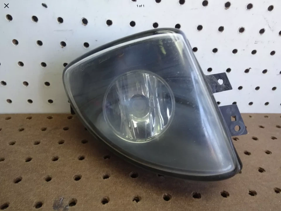 BMW SERIE 5 E60 528i 535i 550i Xi 2011 2012 2013 pasajero derecho luz antiniebla OEM Foto 1 de 1